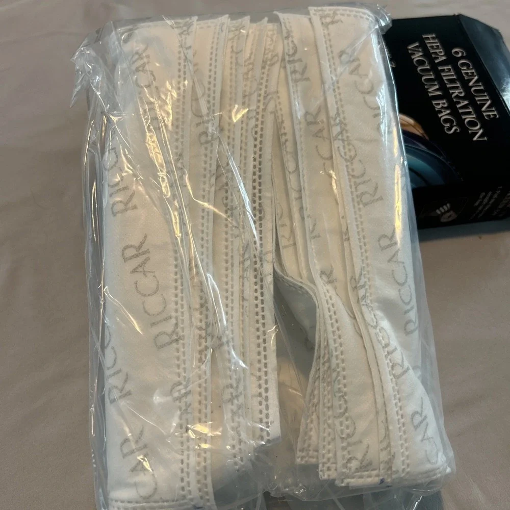 Ricccar‎ Six Genuine Hepa Filtration Vacuum Bags Type Z New Inbox